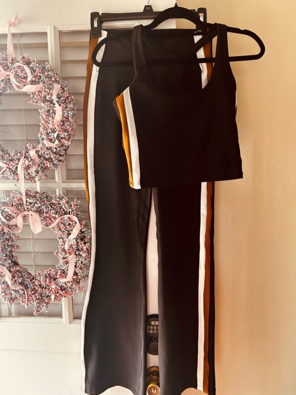 American Eagle Outfitters Matching Set  /Leggings & Top